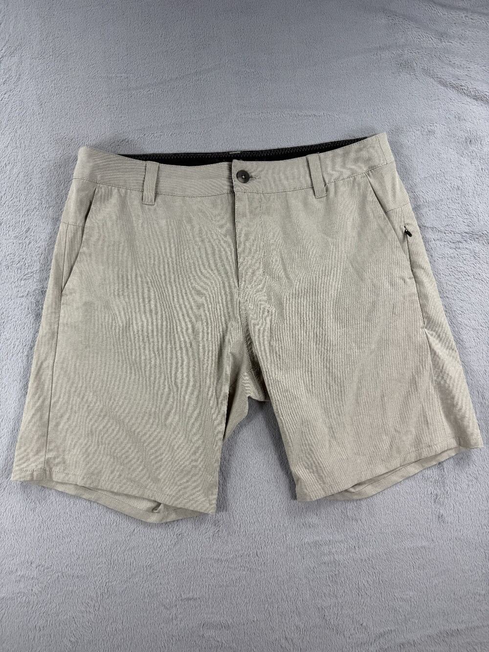 Vuori Men's Size 32x8 Meta Shorts Khaki Beige Stretch Performance Casual